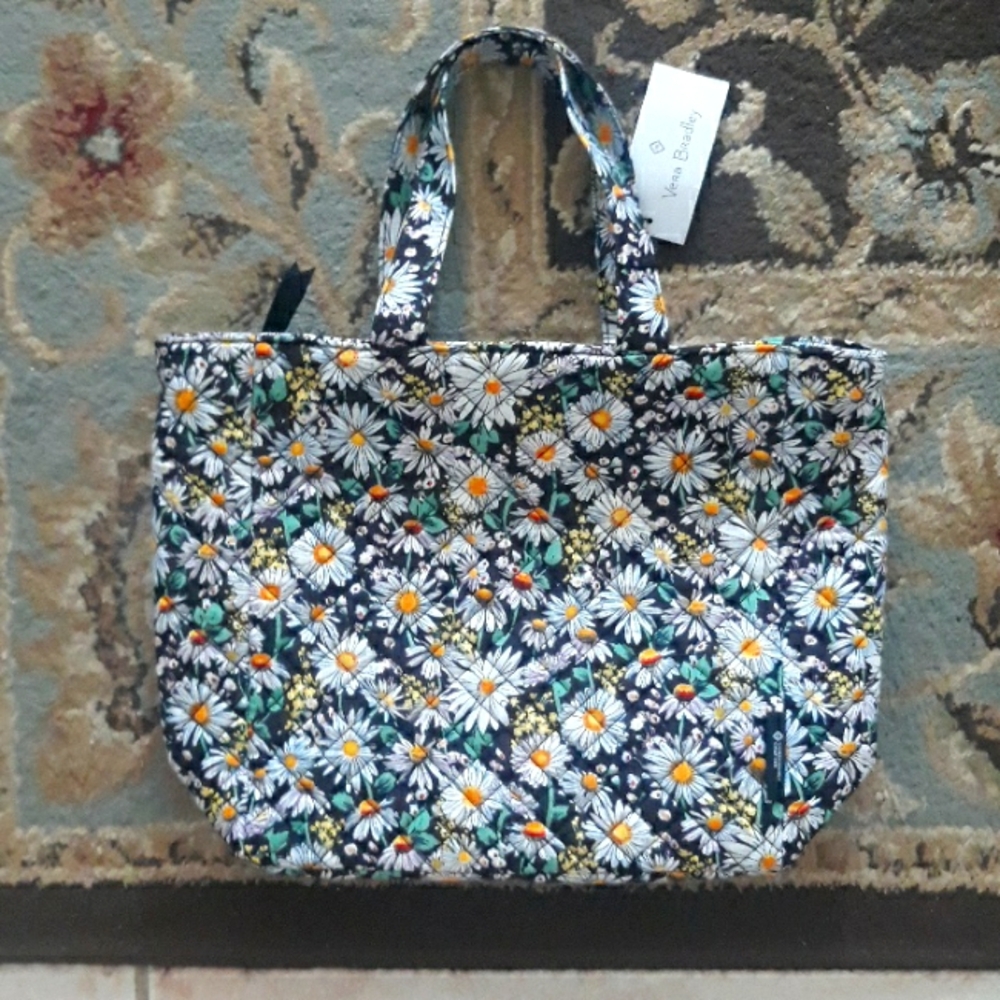 10x*Host Pick*Vera Bradley lunch tote bag
